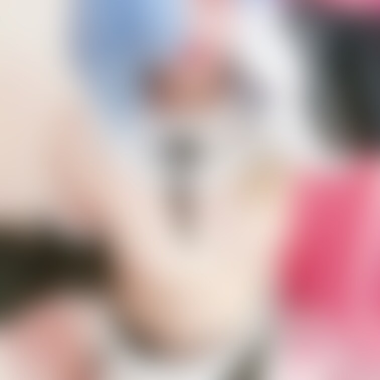 Re:ゼロから始める異世界生活　レム
のコスプレエロ写真だよ～💓

フォローとお気に入りしてね😍