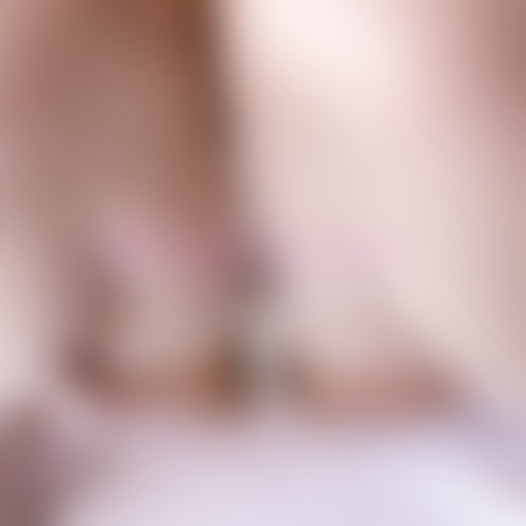 人妻のあそこ💖
舐めてくれませんか？