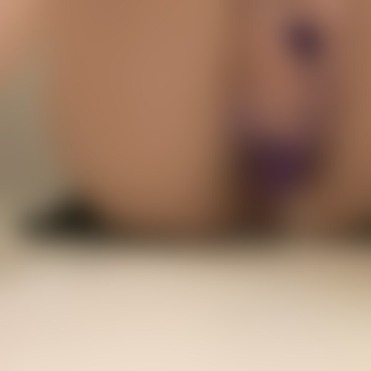 リクエストありがとう❁
放尿…恥ずかしい…😳
⚠︎苦手な人はスルーしてね