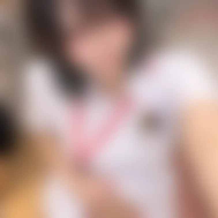 ナース姿でこんなに近づいたら、ちょっとドキドキする…？🫣🤍 