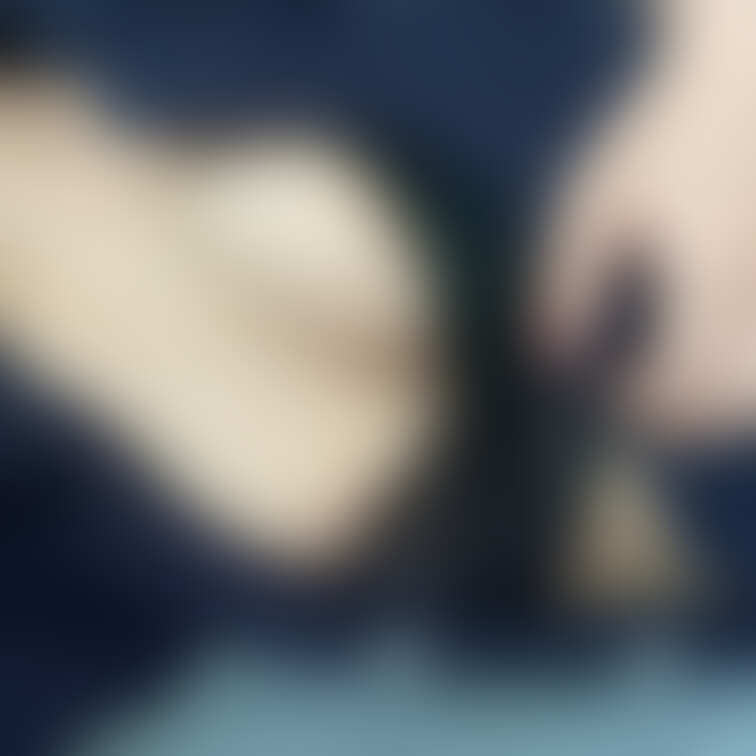 横向きおっぱいからぽろん♡
乳首はぼかしてます💦