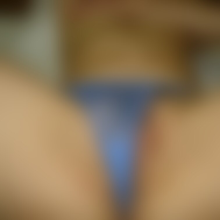 さとみちゃん、客室利用日帰り温泉でのボツ画像です。