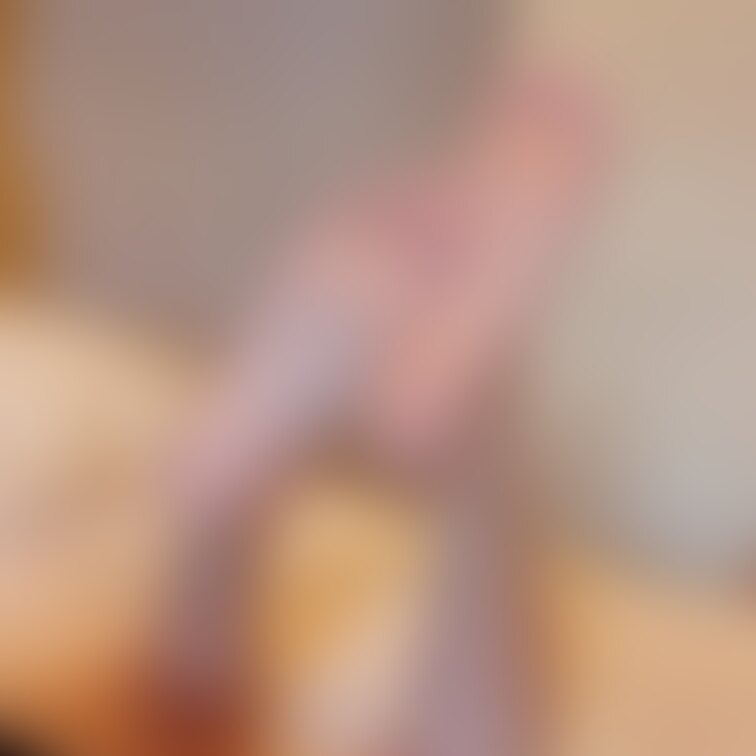 みつは足の写真館別館無料コーナー
定番のポーズの足裏