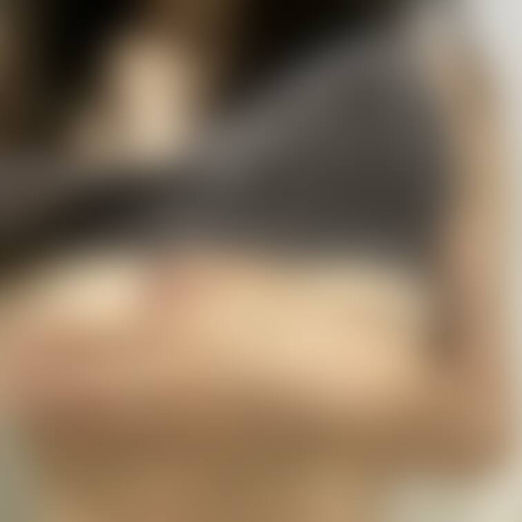 ここをコリコリしてくれるヤツいる？
最後までやらなくて我慢できるヤツが好き💦
最後まで求める身の程をわきまえないヤツ