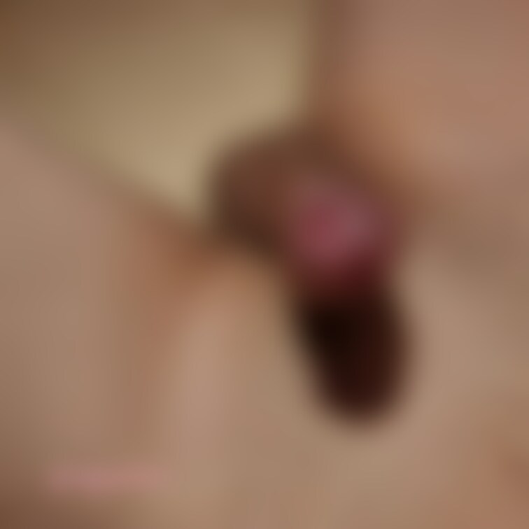 こんなに我慢汁たらして😏💕はい、私のお指キレイにしてね〜😏💕