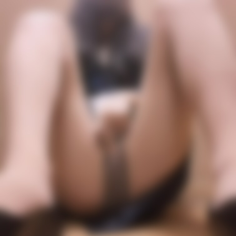 【限界顔出し】仕事中に誰か来るかもしれない階段の下でドキドキしながらあそこを触る動画

キャリアOLのバレてはいけない秘