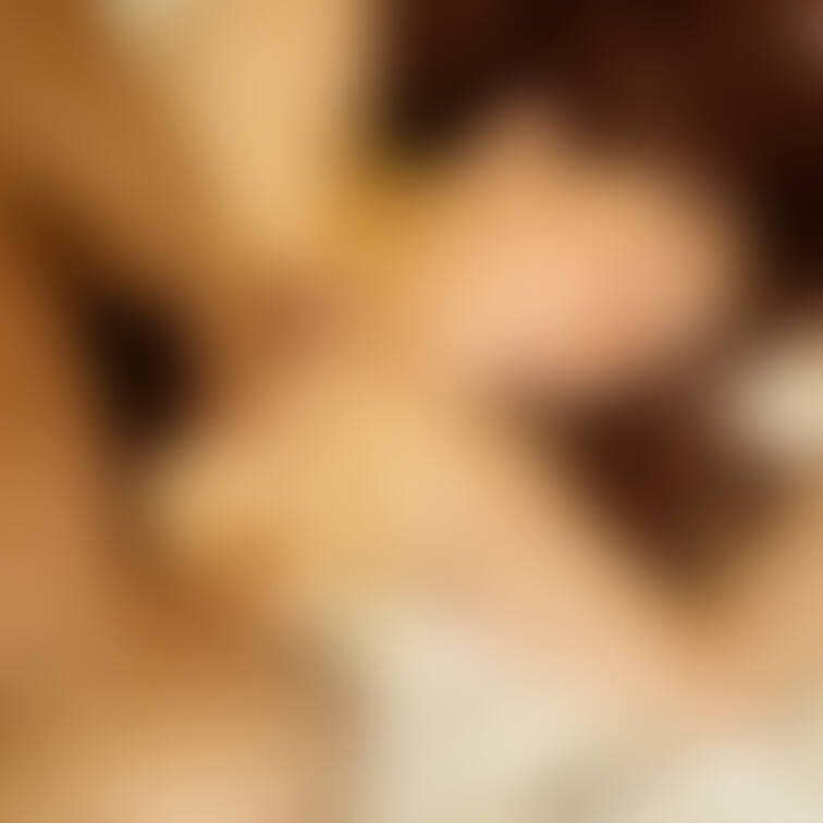 顔に勢いよく温かいのがかかると、一瞬だけビクッとするけど汚されてるかんじがして、すごく興奮します。上手なひとは出したのを
