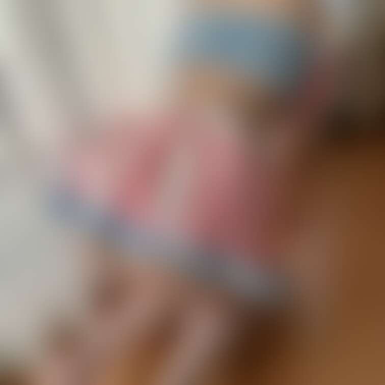 おはちきゅ〜！🌎
お気に入りお衣装...！後ろ姿もかわいいでしょ...？
金曜日！はやい。。
今日もいちにち良いう