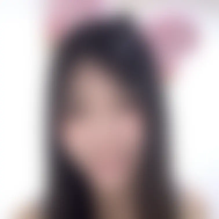 女の子の日なので、コスプレして乳首オナニー動画撮りました❣️本日投稿します😊乳首オナニーすると顔が歪んでブサイクになるけ