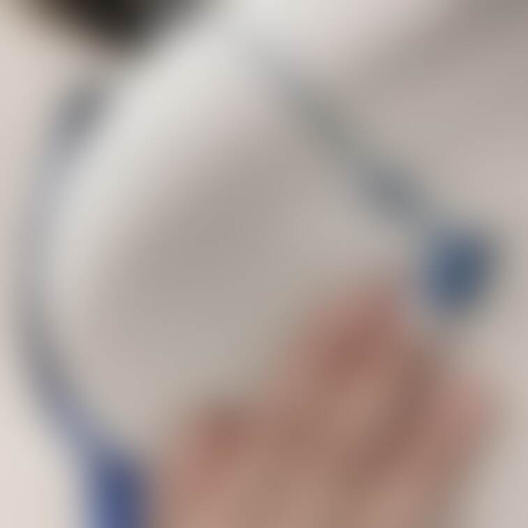 むにっ💙