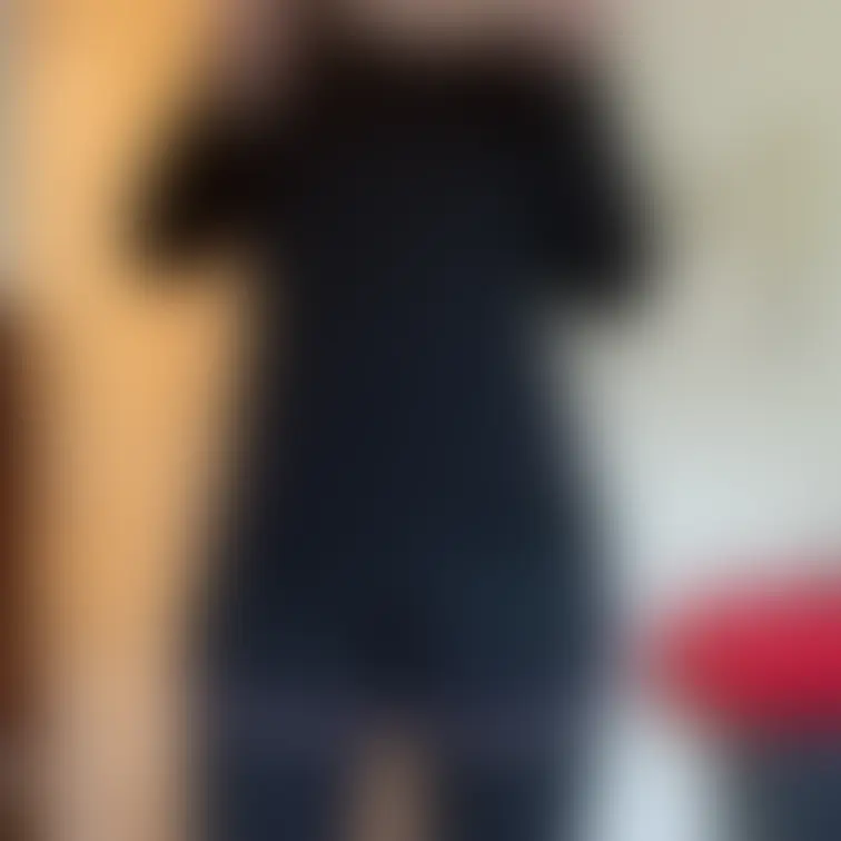 これを着て少しだけ走りに行ったりしてるよっ！
見かけたら声掛けてね？|´-`)ﾁﾗｯ
サービスで
おっぱい見せちゃ