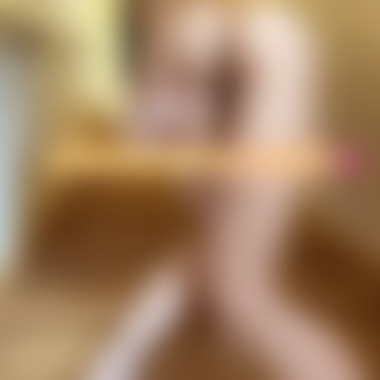 🥰Smileぷらん🥰
まだみんな寝てるのに裸んぼでお家ウロつく変態ママ🤭💞階段の上は寝室( ⑉¯ ꇴ ¯⑉ )ドキ