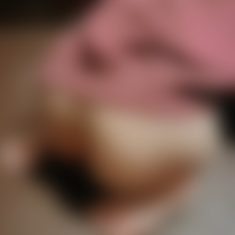 Twitterにのせたやつね
お尻って、ふたつだよね
これ見るたびにひとつふたつって数えるよね〜って思う🤔