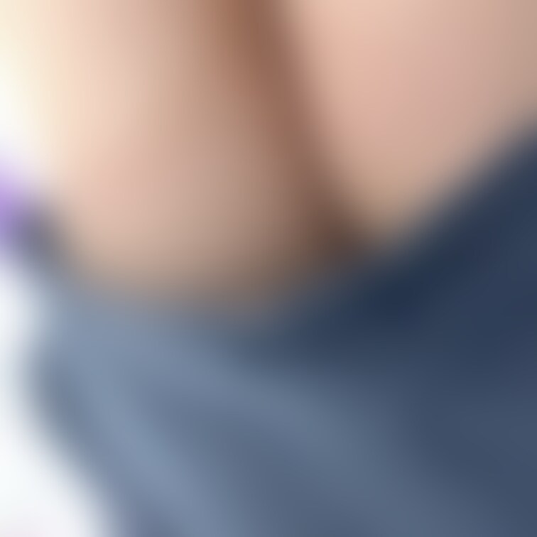 この子のパンチラ見たい人は際どいプランで！