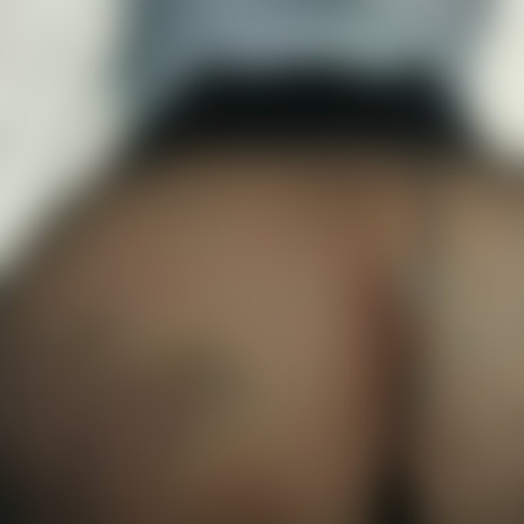黒パンスト直穿きの尻を
見ているだけで興奮する
汚してやりたい
破いてやりたい
そう思いませんか？