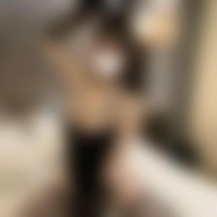 上も下も開いてます🤭