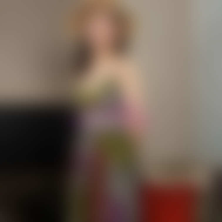 #021 HARUちゃん
Ekusiadが独自に出演と販売交渉した「完全素人」さんです！お淑やかで美人さんなのに最高毛