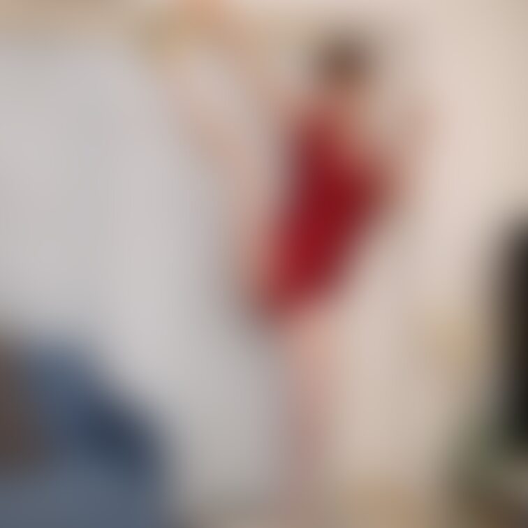 #019_YUKINO
「バレリーナの立ちション(^_-)-☆」(17/21ページ)
長身でスタイルのよいYUK