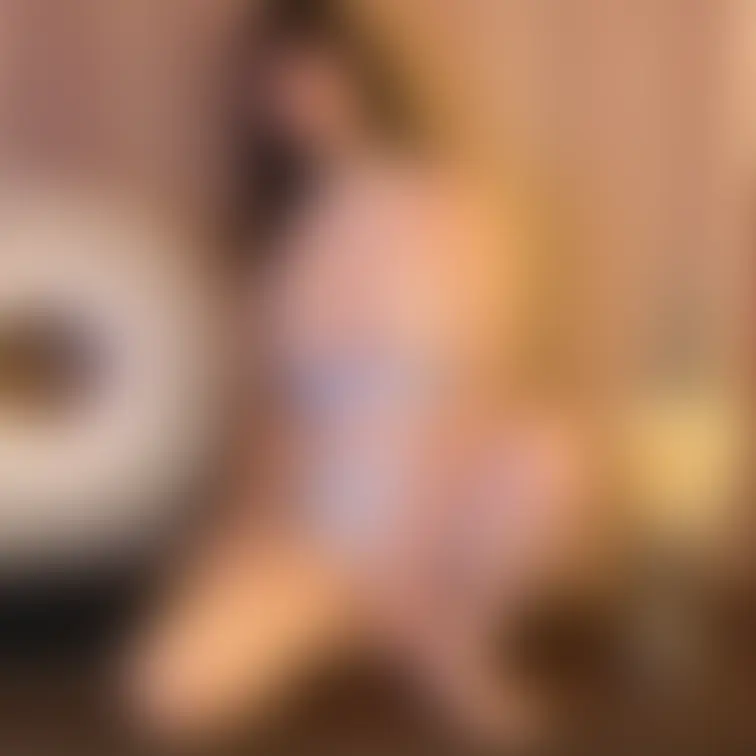乳首がこすれて常に勃ちっぱ...
くりくりされたらすぐいく自信しかない