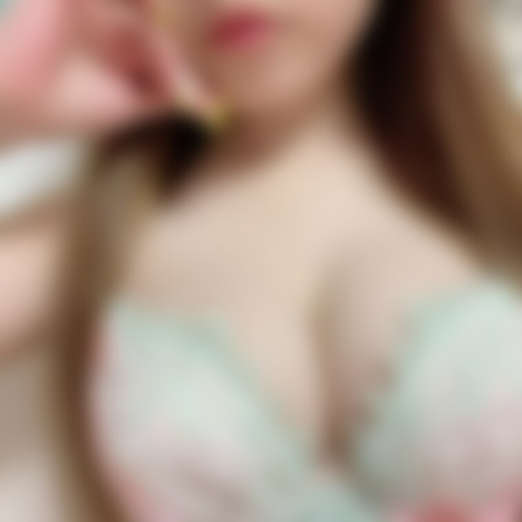 みんなおはよう😁
新しい下着買った😷
金欠なり...こんな下着好き？