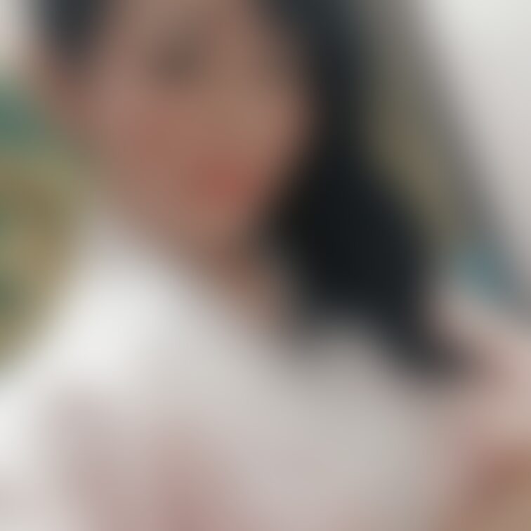 今、髪を伸ばしているけど
昔の髪型見返してると
短いのも
ありかなぁ？

せっかく伸ばしたので
年内は伸ばす