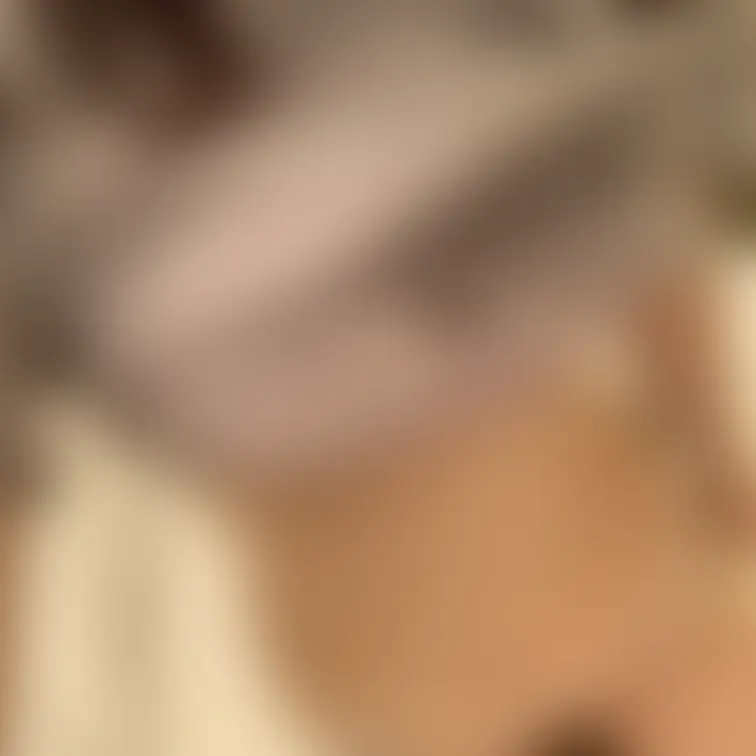 オフショット！

無料プランでは、動画の女の子がどんな雰囲気か見て貰えるようにオフショットや未収録のシーンを投稿しま