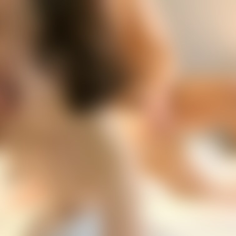 他人棒3P❤️口マンコも感じてます❤️
本編はこちらです
https://myfans.jp/posts/db277