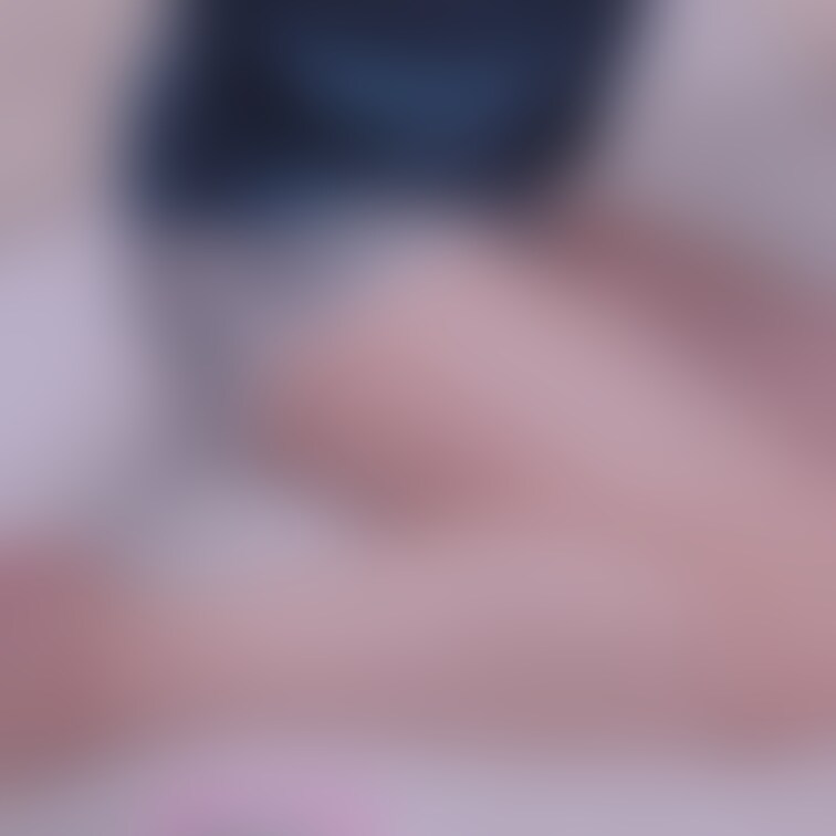 半パンはなぜか冬も履きます笑
ママにそれ履いて外歩かないでよ、露出狂になるから！って親ブロックされてます😂