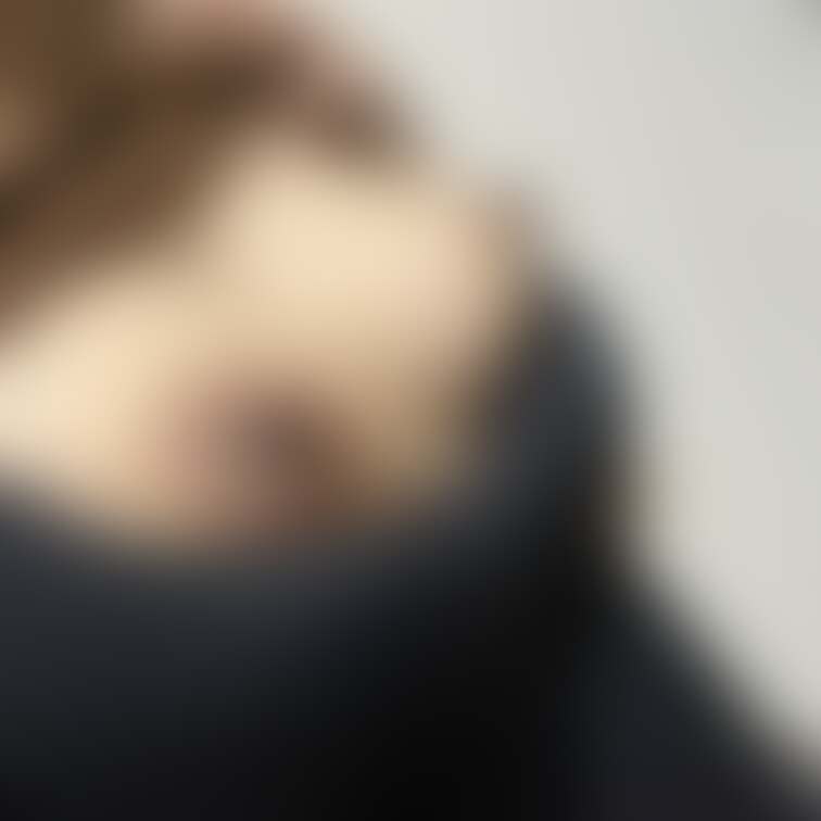 服の中こんな風になってるの🫣
えっちでごめんなさい…