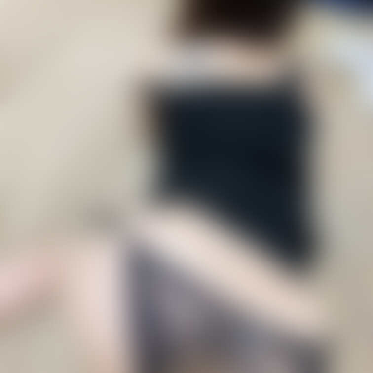 黒ストおちり💓続き💓
前から見るとこんな感じ💓