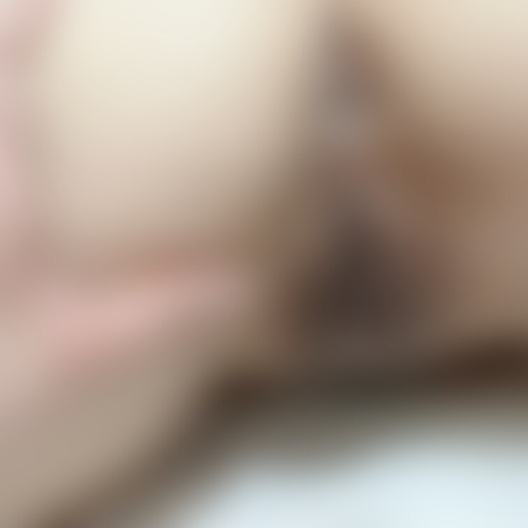 マン汁がお尻の穴にまで垂れちゃった…💕

エッチの後おしっこすると、拭くときグチョグチョになるほどマン汁が溢れてるん