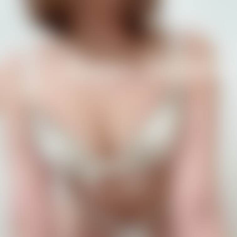 ほのパイ触ってみたい?🤭🤍