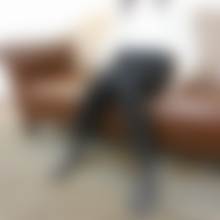 本日より新シリーズ「仕事帰りのパンツスーツ元ヤン○○○」のスタートです。
お互いに仕事が午前中で終わったので、そのまま