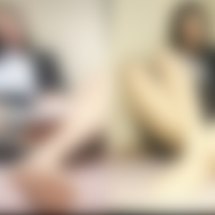 上位版雰囲気顔出し【上品営業OLの本性はアヘ顔白目ド下品女】笑顔のみかと、電マをあてる下品なみか。本性がやばすぎて自分で