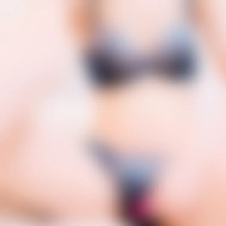 パンツ越しにローター当ててオナニー気持ちいいの🥺💕やめられない
おかしくなっちゃうぐらいいじめられたいな💕