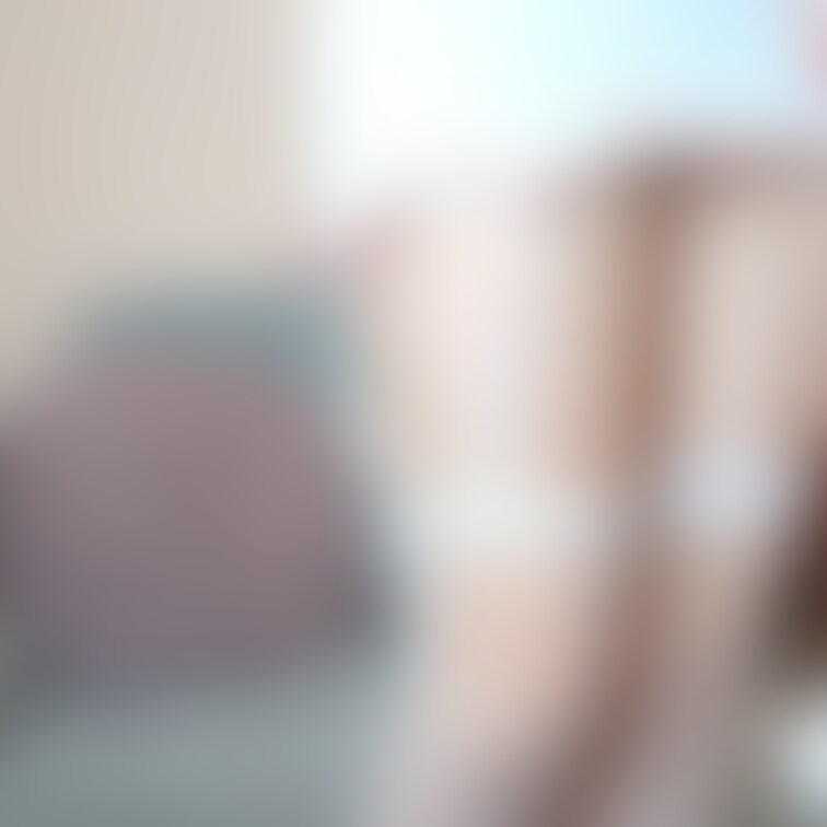 YOUTUBEで
女子○生の制服から
セクシーナースへの着替え
動画公開します💕
https://www.you