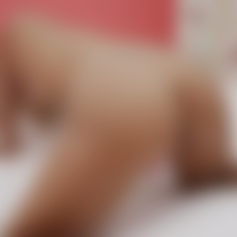 黒ギャル爆乳○○○チハルちゃん。
爆乳で黒ギャルという見た目通りのエロギャル。
恥ずかしいといいながらもオナニーしだ