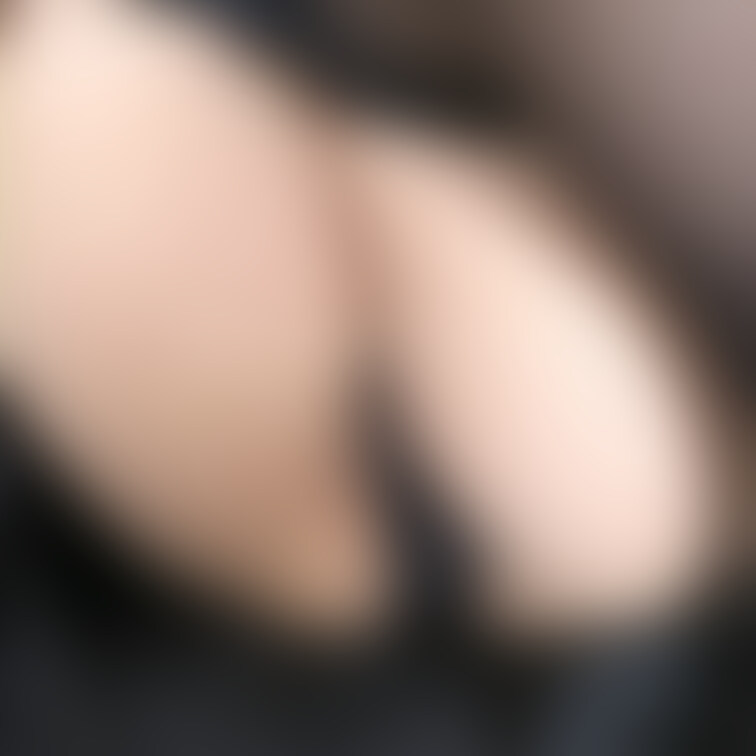 蒸れ蒸れの太ももはお好きですか?
いい匂いだね❣️
って評判です😍🫶