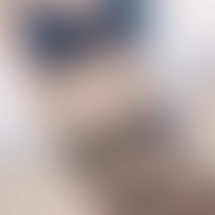 ワンピースの下はこんなんです〜✨

こういうのをつけると自然とエチな気分にもなるので、女性ホルモンキープできるかなっ