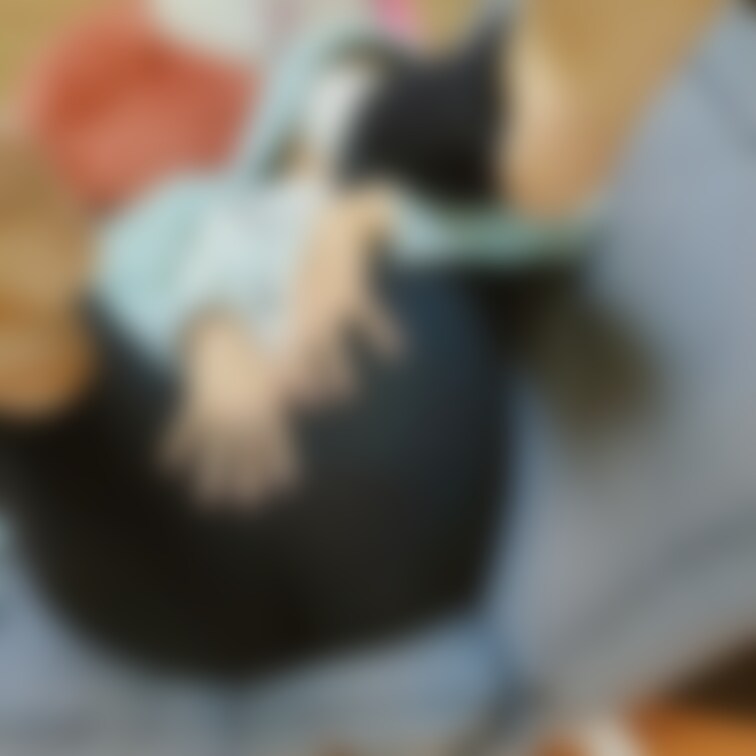 ギリギリの食い込み動画 前編！Tバックを食い込ませて見せつけてくる６分強！ｷﾞﾘｷﾞﾘのエロさ！見えそうで見えないこのえ