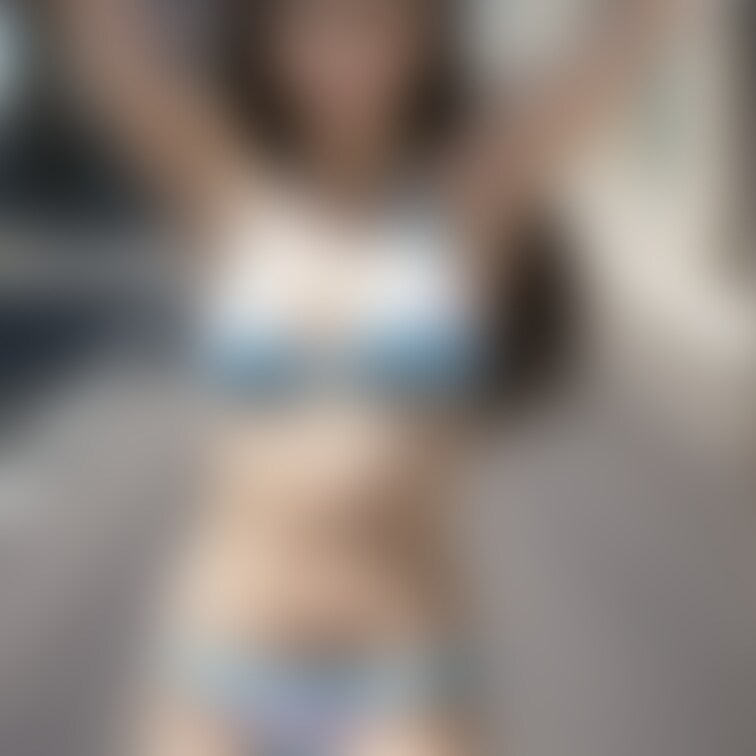街角人妻ビキニ その3
Street Corner Married Woman Bikini part3