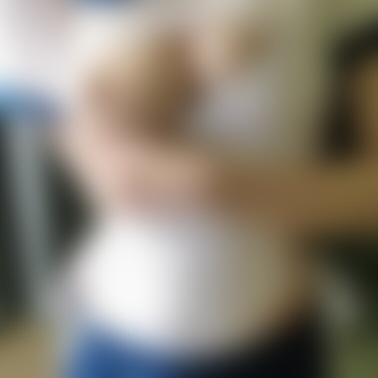 えっちな体操服から、おっぱいみせつけてくる、やらしい生徒です♡