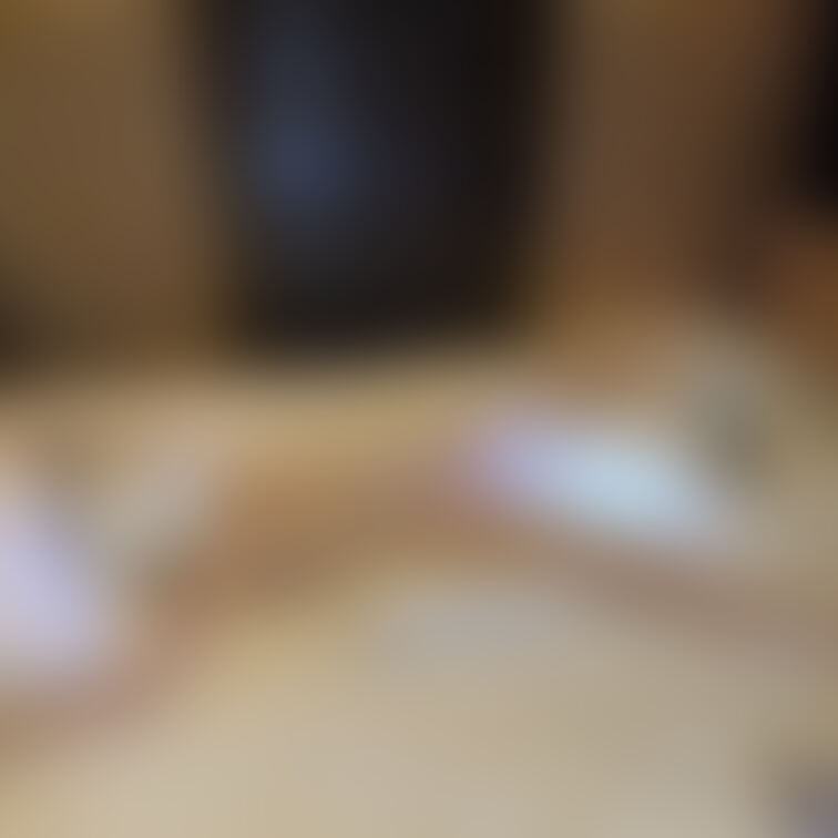 まり23歳看護師

夜勤明けのところ、ホテルに呼びつけて○○○束。
目隠しして○○○束したので、何されているかわか
