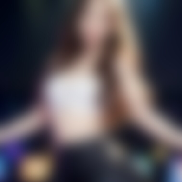 🟧アイドル　貧乳女子　スカート🟧

ご覧いただきありがとうございます❤️
当アカウントは○○○でえっちな美女を生成