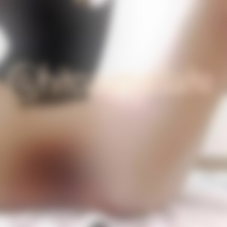 指で入口を優しく撫でてたら、あ、、濡れてる、、
