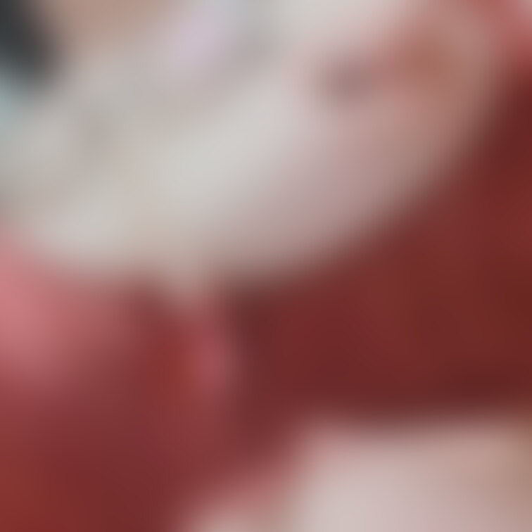 月末月初はお仕事が忙しいので、終日PCと睨めっこ…
そんな時に頼りにしている眼鏡ちゃんです🤓💕
(普段はかけてません