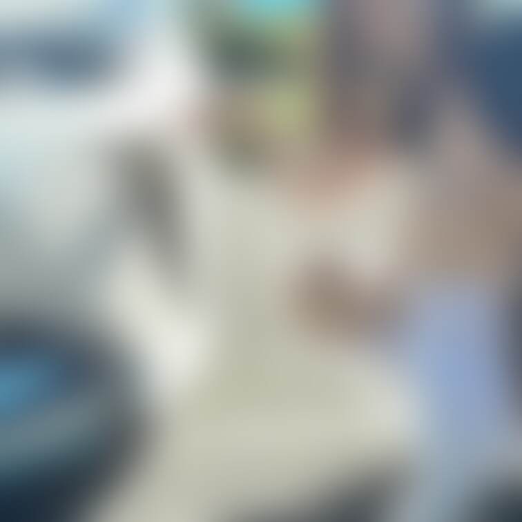 野外でロング汚ルーズを履いて撮影❤︎