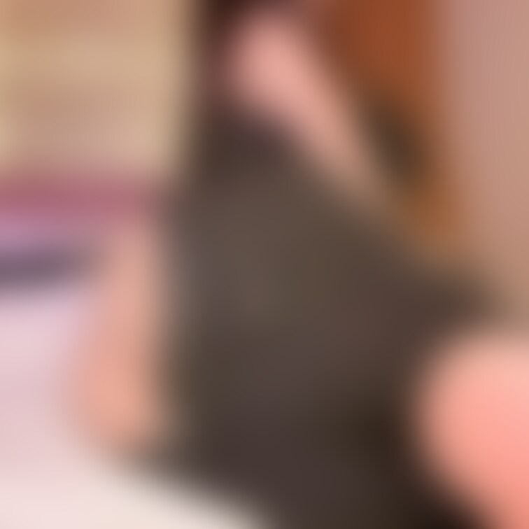 最強えっっちデニム！
これおしりのファスナー閉めるの凄く大変でぎゅうぎゅうなの🍑

ワンピース体型になれるようにも
