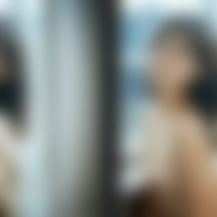 着衣と脱衣の並べた画像です    画像№ 1408