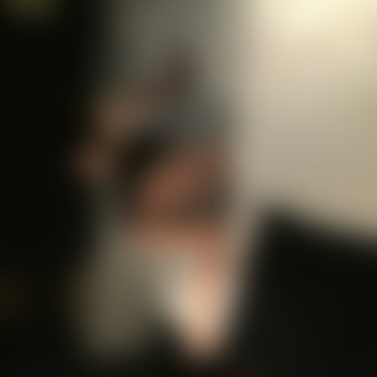 触りたい？叩きたい？舐めたい？
気持ちよければなんでもいいです。